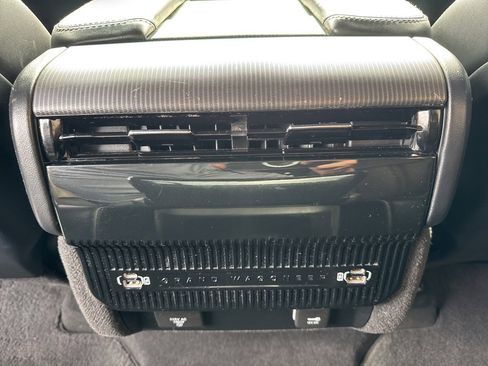 Used 2022 Jeep Grand Wagoneer Series II image 31