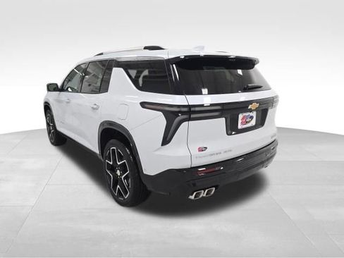 New 2026 Chevrolet Traverse High Country image 3