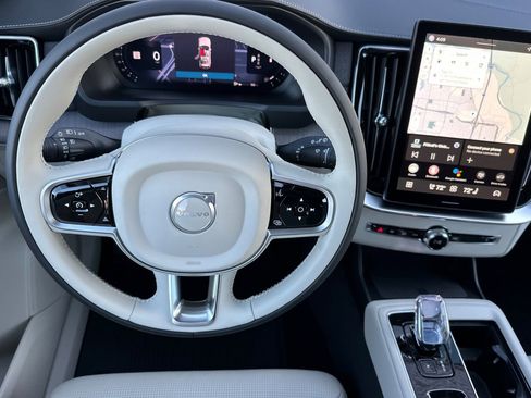 New 2026 Volvo XC90 B6 Ultra w/ Protection Package AWD/4WD image 13
