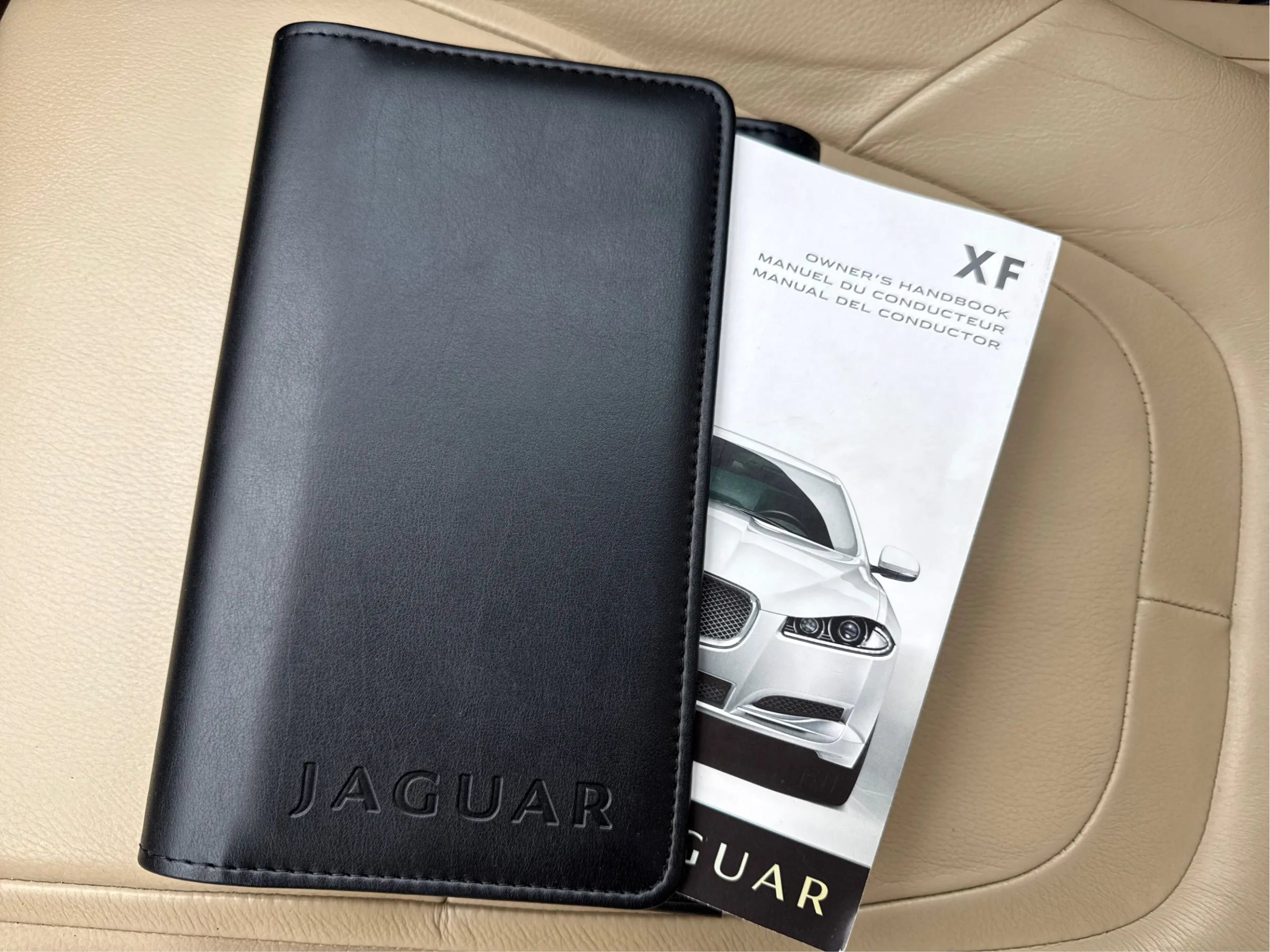 Used 2013 Jaguar XF 3.0 RWD image 22