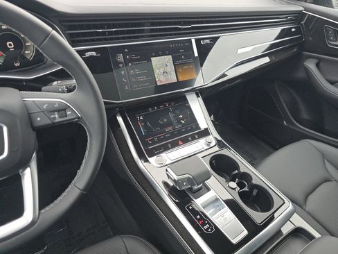 New 2026 Audi Q8 Premium Plus image 24