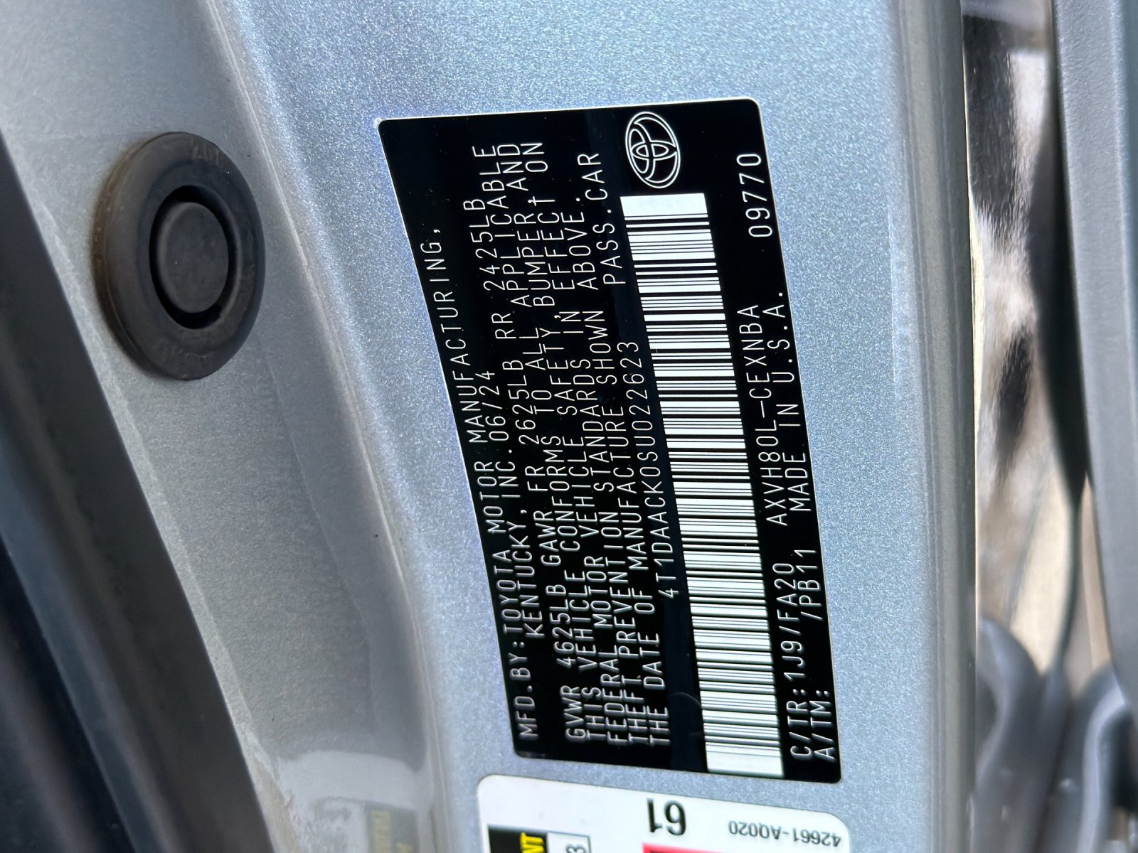 Used 2025 Toyota Camry LE FWD image 26
