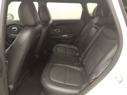 Used 2015 Kia Soul ! w/ Sun & Sound Package image 18