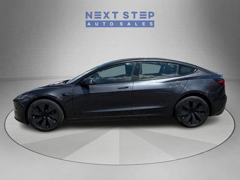 Used 2025 Tesla Model 3 Long Range AWD/4WD image 4