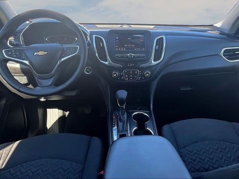 Used 2023 Chevrolet Equinox LT image 7