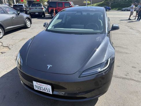Used 2025 Tesla Model 3 RWD image 5
