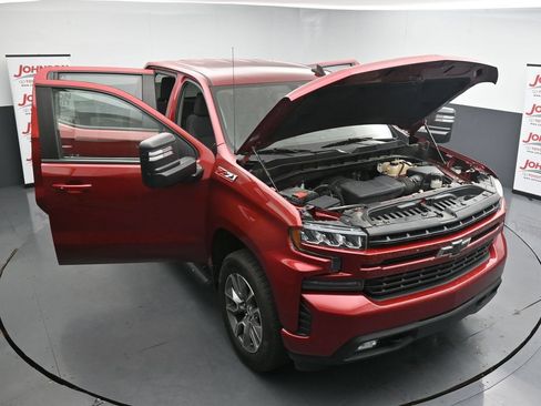 Used 2022 Chevrolet Silverado 1500 RST AWD/4WD image 25