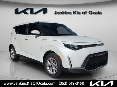 New 2025 Kia Soul LX