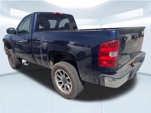 Used 2011 Chevrolet Silverado 1500 W/T RWD image 8