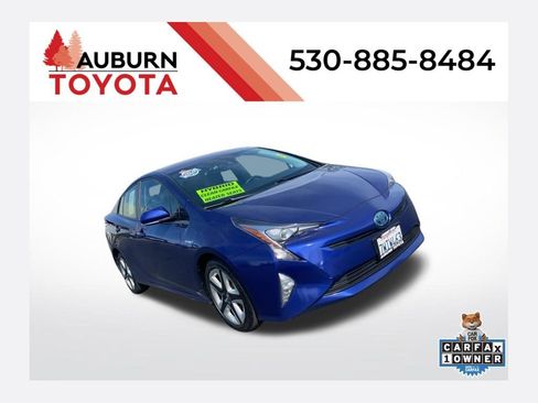 Used 2016 Toyota Prius Four Touring FWD image 1