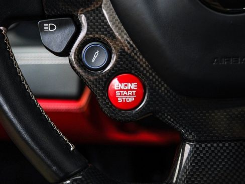 Used 2019 Ferrari 488 GTB Base image 18