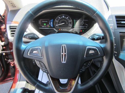 Used 2016 Lincoln MKZ Hybrid w/ Equipment Group 600A Reserve FWD image 27