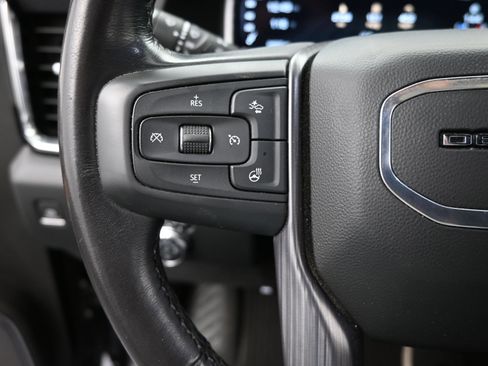 Used 2024 GMC Sierra 2500 Denali Ultimate AWD/4WD image 14