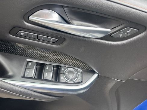 Used 2023 Cadillac XT4 Sport w/ Enhanced Visibility Package image 11