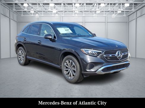 New 2026 Mercedes-Benz GLC 300 4MATIC image 1