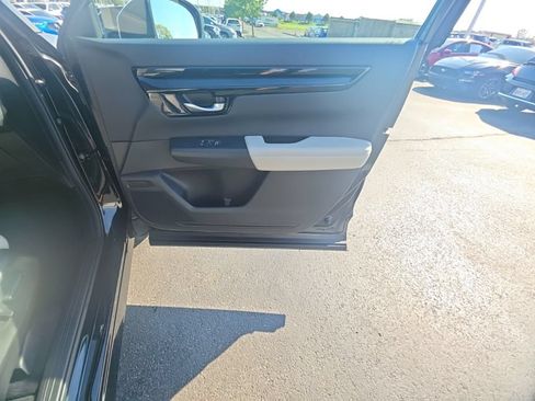 Used 2025 Honda CR-V EX-L image 29