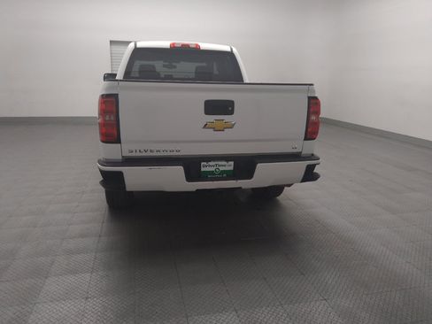 Used 2018 Chevrolet Silverado 1500 LT w/ Texas Edition AWD/4WD image 6