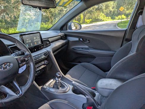 Used 2019 Hyundai Veloster N N w/ Performance Package FWD image 18