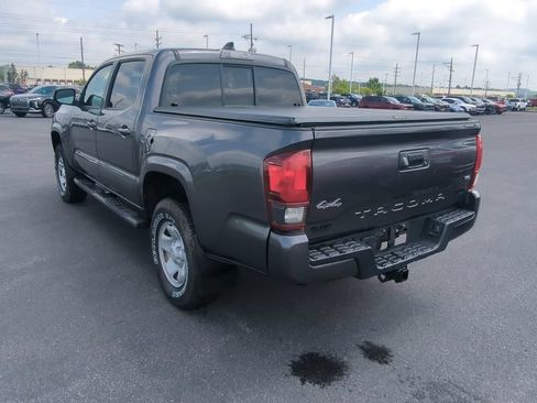 Used 2021 Toyota Tacoma SR AWD/4WD image 6
