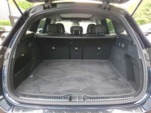 Used 2024 Mercedes-Benz GLC 300 4MATIC image 26