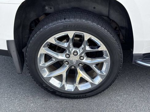 Used 2019 Cadillac Escalade Premium Luxury AWD/4WD image 14