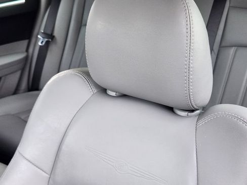Used 2006 Chrysler 300 C w/ Sound Group II RWD image 14