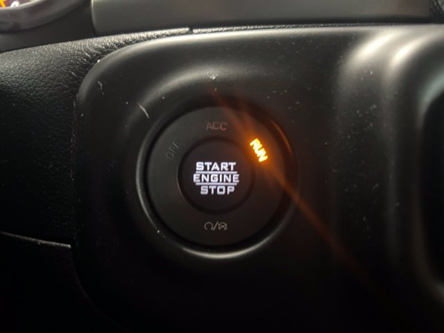 Used 2021 Jeep Wrangler Unlimited Sport AWD/4WD image 25