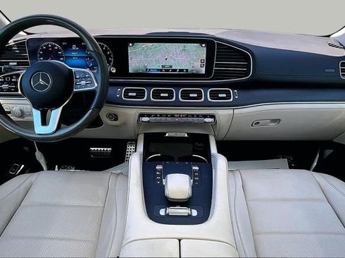 Certified 2023 Mercedes-Benz GLS 450 4MATIC image 9