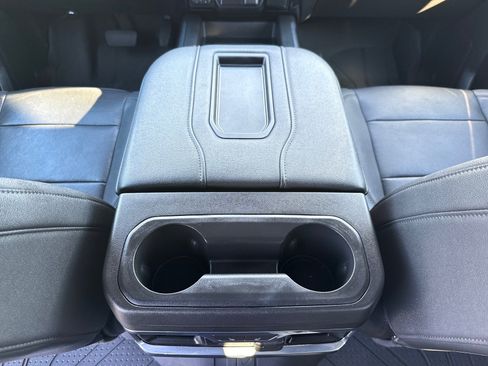 Used 2022 Chevrolet Silverado 2500 LTZ w/ LTZ Plus Package image 16