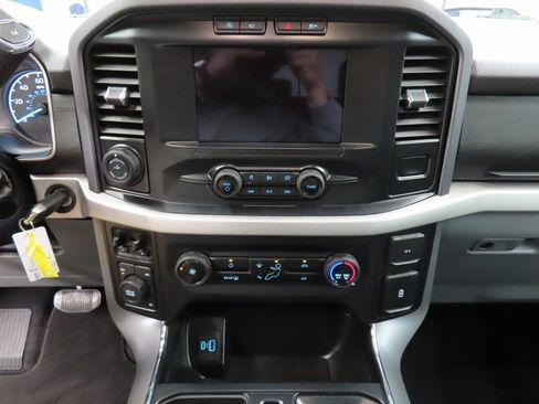 Used 2023 Ford F150 XLT w/ XTR Package image 13
