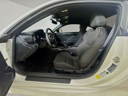 Certified 2025 Toyota GR86 w/ ALL Weather Mat Package (TMS) image 10