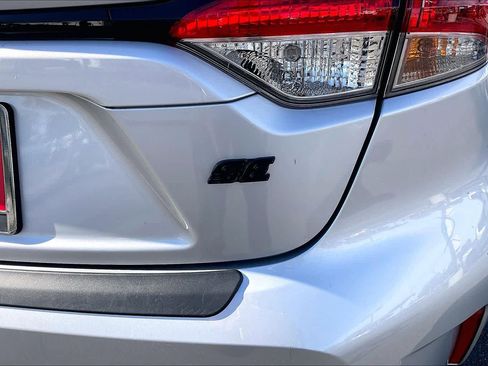 Used 2023 Toyota Corolla SE image 9