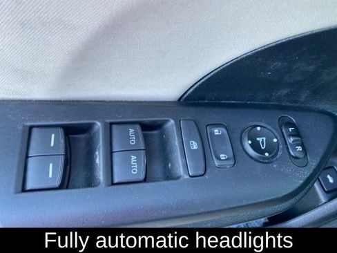 Used 2018 Honda Civic EX image 10