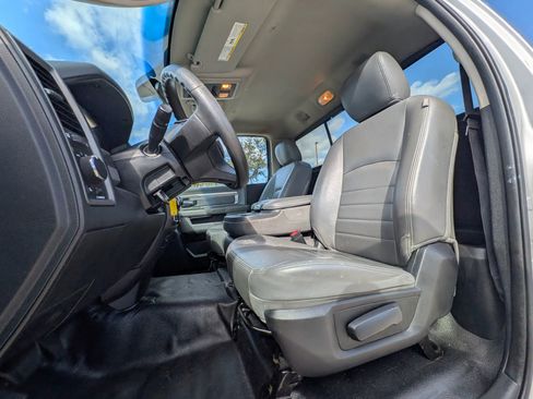 Used 2018 RAM 1500 Express image 7