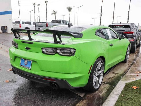 Used 2021 Chevrolet Camaro LT w/ RS Package image 7