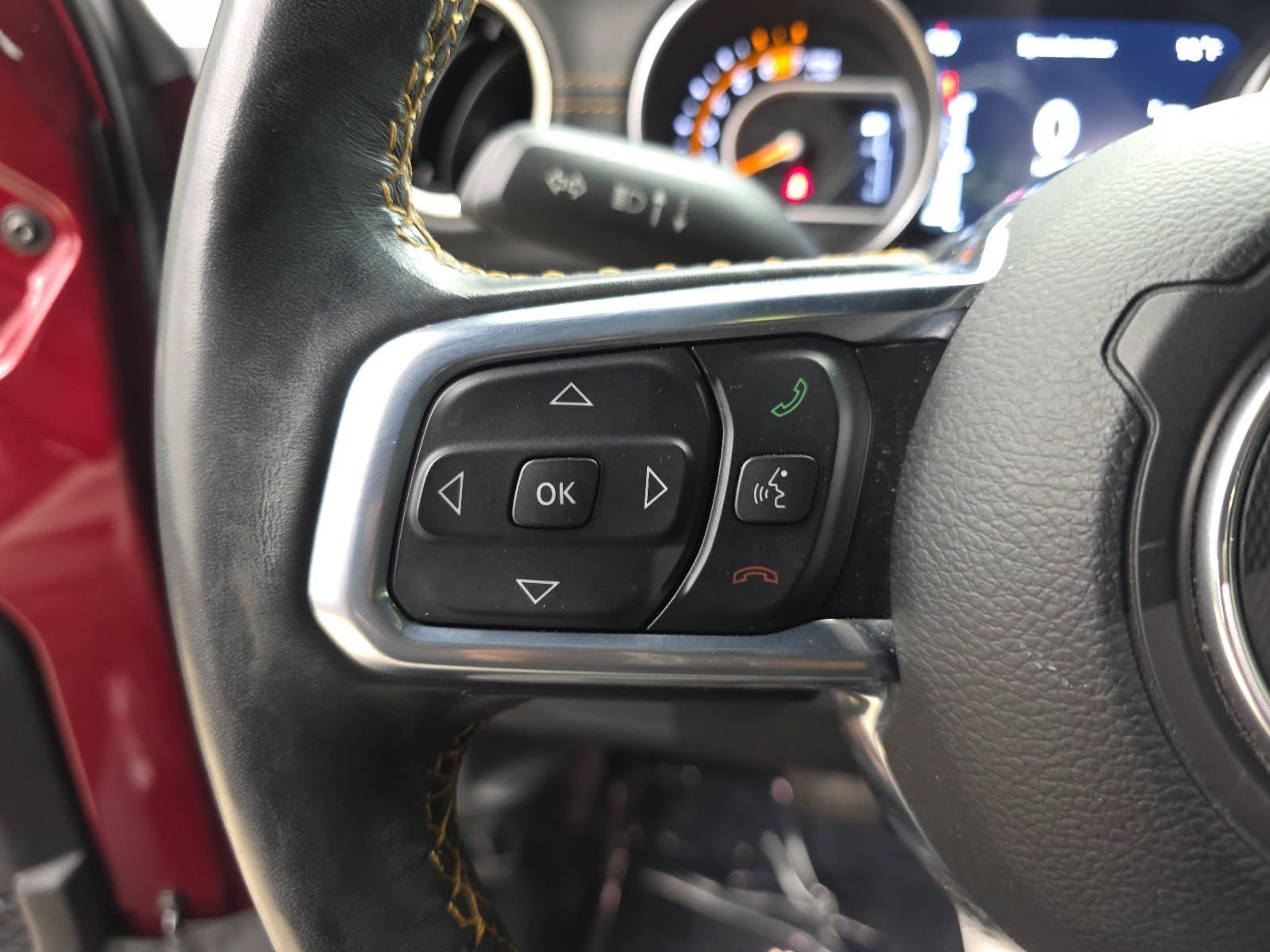 Used 2021 Jeep Wrangler Unlimited Sahara AWD/4WD image 14