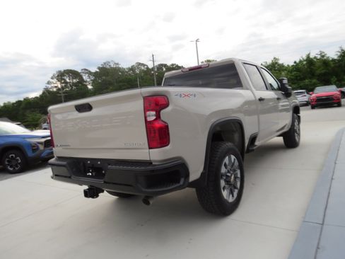 New 2026 Chevrolet Silverado 2500 Custom AWD/4WD image 6