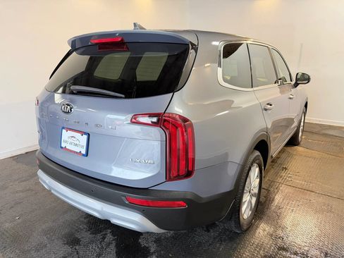 Used 2020 Kia Telluride LX AWD/4WD image 7