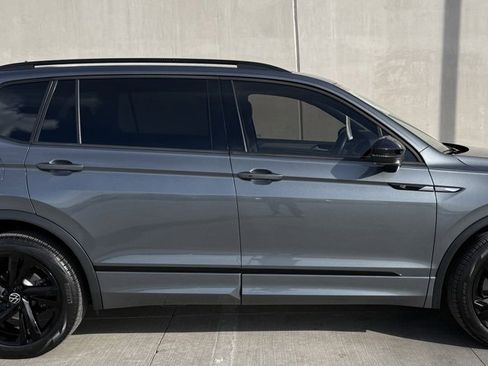 Used 2024 Volkswagen Tiguan SE R-Line image 3