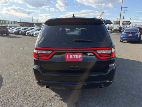 Used 2023 Dodge Durango GT w/ Blacktop Package AWD/4WD image 4