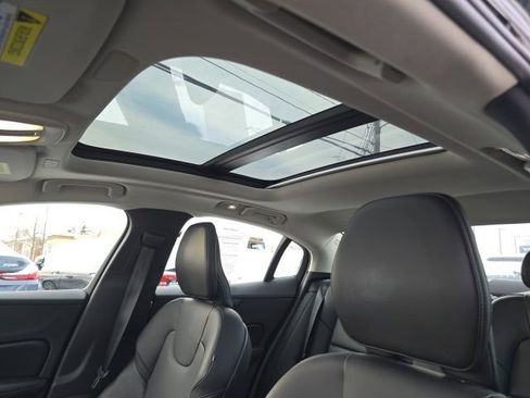 Certified 2023 Volvo S60 B5 Core w/ Climate Package image 28