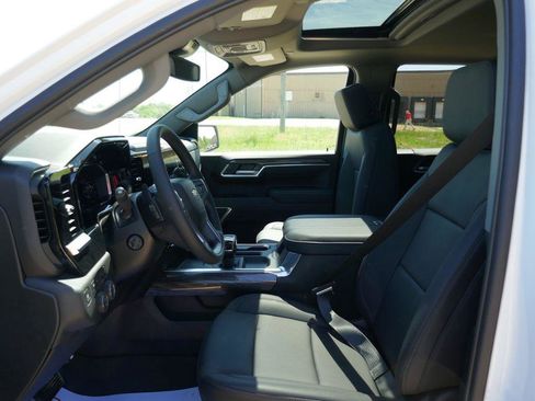 New 2026 Chevrolet Silverado 1500 LTZ w/ LTZ Premium Package AWD/4WD image 15