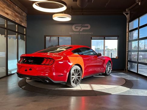 Used 2018 Ford Mustang Coupe w/ Equipment Group 101A RWD image 3