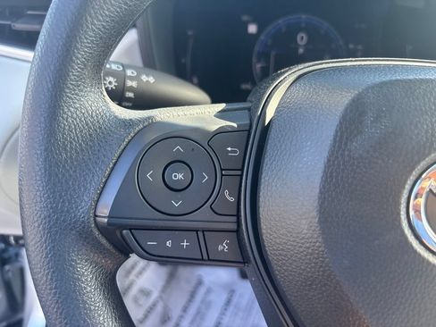 Used 2026 Toyota Corolla Cross L FWD image 19