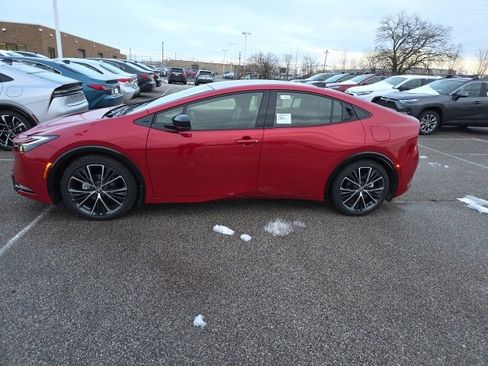 New 2026 Toyota Prius XLE image 4