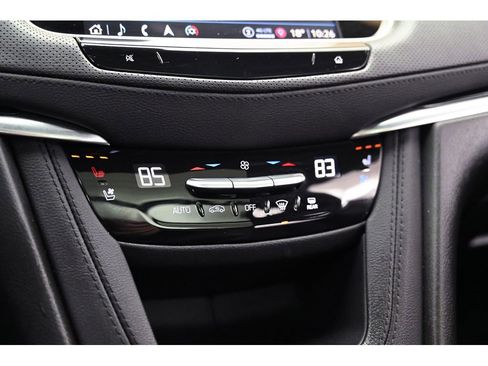 Certified 2025 Cadillac XT5 Premium Luxury image 48