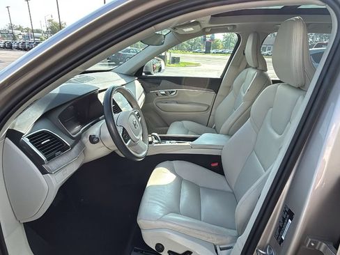Certified 2024 Volvo XC90 B6 Plus w/ Protection Package Premier AWD/4WD image 24