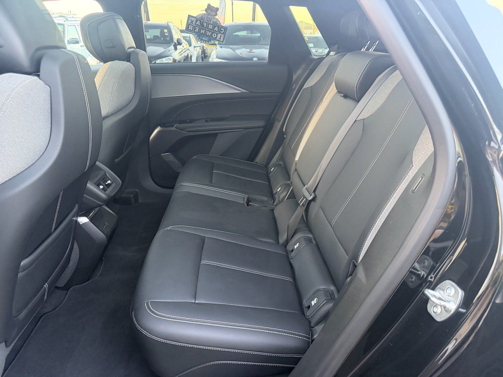 Used 2024 Cadillac Lyriq Tech AWD/4WD image 12