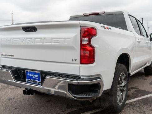 Used 2023 Chevrolet Silverado 1500 LT AWD/4WD image 6