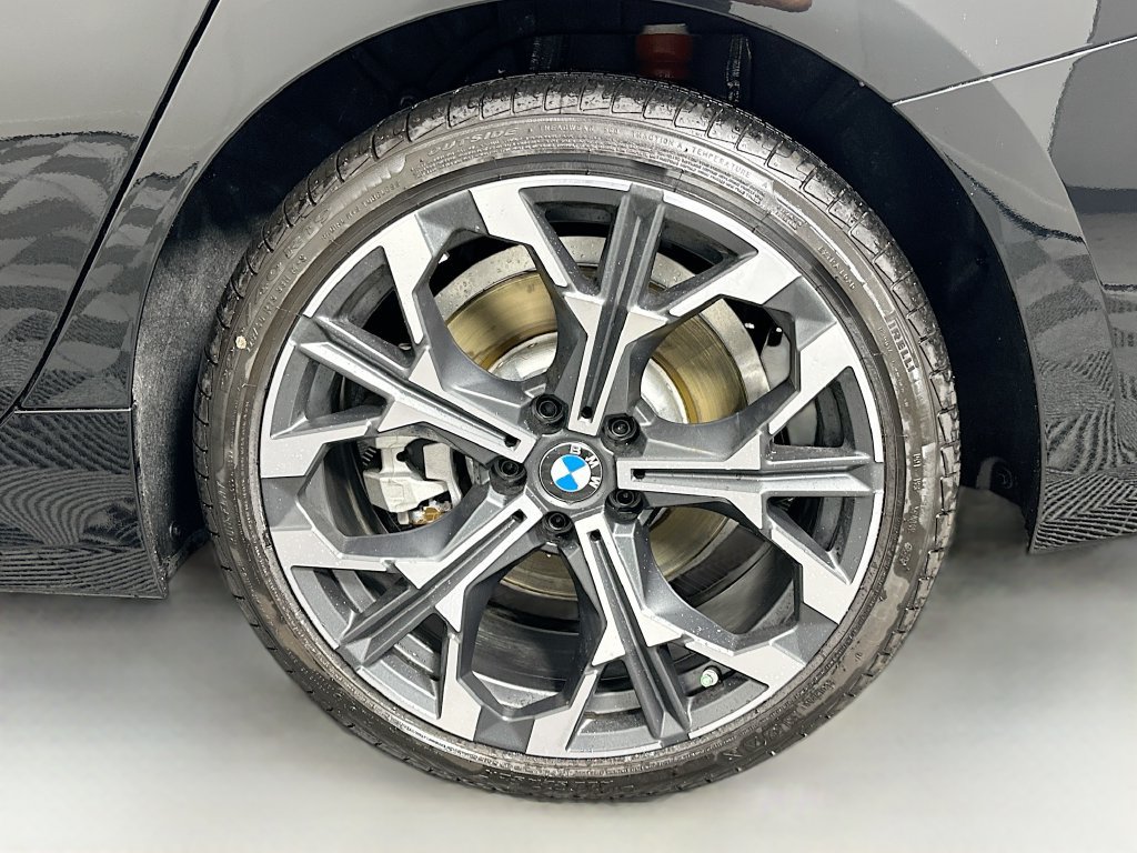 Used 2026 BMW 330i Sedan w/ Premium Package RWD image 23